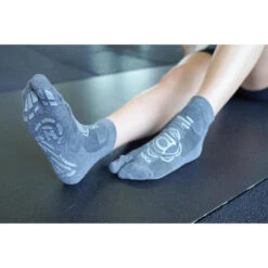 Calcetines De Yoga 1 Finger Adultos Antideslizantes Algodón Biológico Gris -Fit Tienda calcetines de yoga 1 finger adultos antideslizantes algodon biologico gris 4