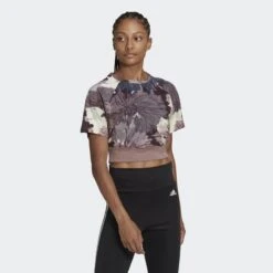 ADIDAS Camiseta Allover Print Cropped 13 ADIDAS Camiseta Allover Print Cropped -Fit Tienda camiseta allover print cropped 5