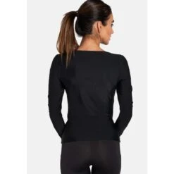 Camiseta Con Encaje, Claire Anaissa -Fit Tienda camiseta con encaje claire anaissa 2