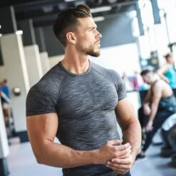 CAMISETA MANGA CORTA CROSS TRAINING MUSCULACIÓN HOMBRE COMPRESIÓN GRIS -Fit Tienda camiseta manga corta cross training musculacion hombre compresion gris 4