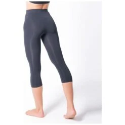 Legging Capri Push Up 160 Den Con Fibra Emana, Lena 9 Legging Capri Push Up 160 Den Con Fibra Emana, Lena -Fit Tienda legging capri push up 160 den con fibra emana lena 1