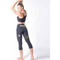 Legging Capri Push Up 160 Den Con Fibra Emana, Lena 11 Legging Capri Push Up 160 Den Con Fibra Emana, Lena -Fit Tienda legging capri push up 160 den con fibra emana lena 3