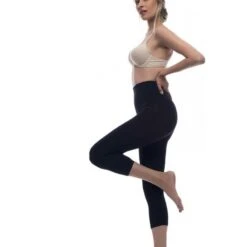 Legging Noche Capri Sin Costuras Con Fibra Emana 160 Den, Nina 10 Legging Noche Capri Sin Costuras Con Fibra Emana 160 Den, Nina -Fit Tienda legging noche capri sin costuras con fibra emana 160 den nina 3