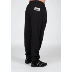Pantalón Chándal Fitness Largo Hombre GORILLA WEAR Augustine OldSchool Negro -Fit Tienda pantalon chandal fitness largo hombre gorilla wear augustine oldschool negro 2