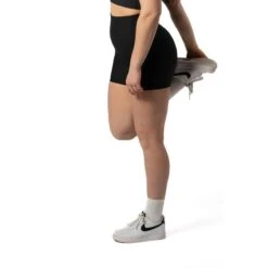 Pantalón Corto De Canalé Sin Costuras V2 Scrunch Fitness Negro 10 Pantalón Corto De Canalé Sin Costuras V2 Scrunch Fitness Negro -Fit Tienda pantalon corto de canale sin costuras v2 scrunch fitness negro 2