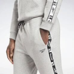 Reebok Pantalón De Chándal Training Essentials Tape -Fit Tienda pantalon de chandal training essentials tape 4