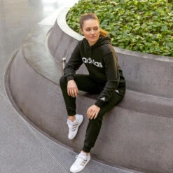 Pantalón Jogger Fitness Adidas Mujer Negro -Fit Tienda pantalon jogger fitness adidas mujer negro 1