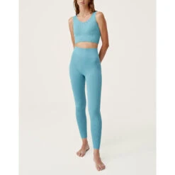 Top Deportivo De Mujer Flow Born Living Yoga -Fit Tienda top deportivo de mujer flow born living yoga 1