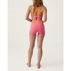 Top Deportivo De Mujer Iris Born Living Yoga 11 Top Deportivo De Mujer Iris Born Living Yoga -Fit Tienda top deportivo de mujer iris born living yoga 3