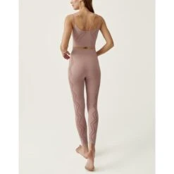 Top Deportivo De Mujer Kasama Born Living Yoga -Fit Tienda top deportivo de mujer kasama born living yoga 3