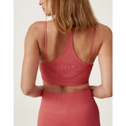 Top Deportivo De Mujer Svana Born Living Yoga -Fit Tienda top deportivo de mujer svana born living yoga 1