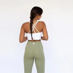 Top Deportivo Fitness Sostenible Poliéster Mujer Fitplanet White Blanco 9 Top Deportivo Fitness Sostenible Poliéster Mujer Fitplanet White Blanco -Fit Tienda top deportivo fitness sostenible poliester mujer fitplanet white blanco 3